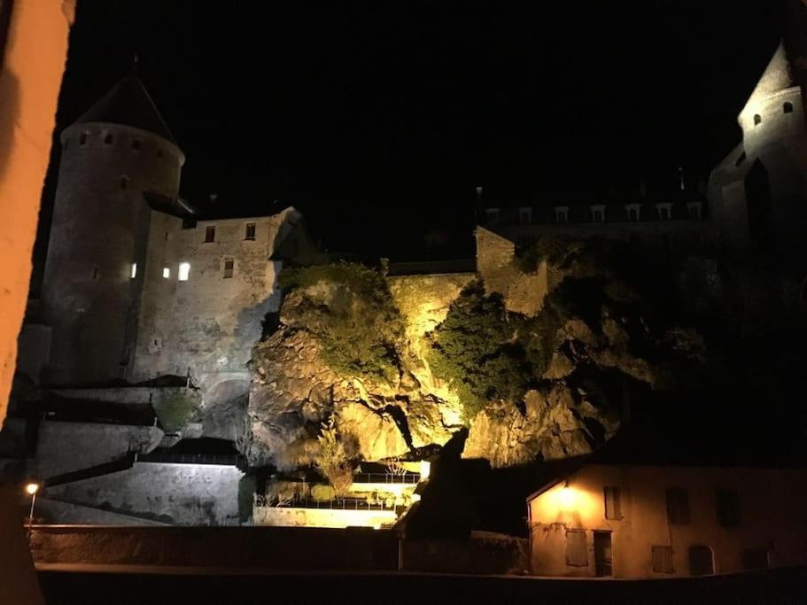 Grande Maison A Semur En Plein Coeur Historique Βίλα Εξωτερικό φωτογραφία