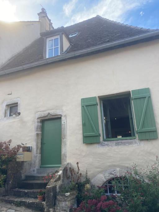 Grande Maison A Semur En Plein Coeur Historique Βίλα Εξωτερικό φωτογραφία